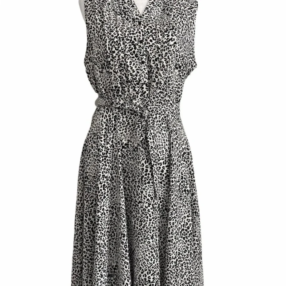 Nanette Lepore Black and White Leopard Fit Flare Sz8 belted, sleeveless dress
